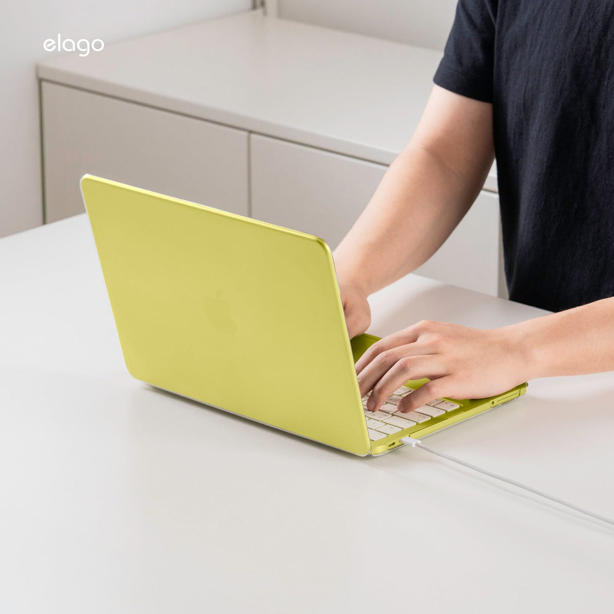 Ultra Slim Hard Case